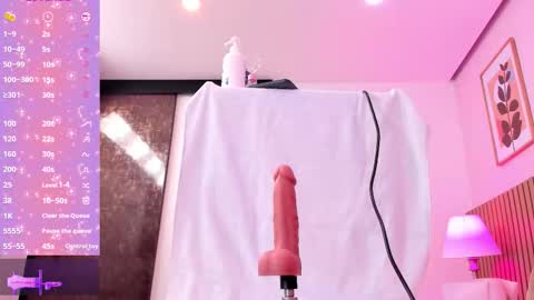 Snapshot of nataly_thierry chatting on 11-05-25, 11:32 Nataly online show from 11-05-25, 11:32