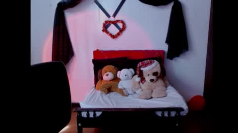 Nataly Escobar online show from 03-12-25, 03:07