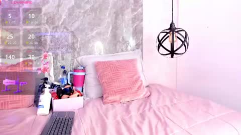 Snapshot of natalyrivers chatting on 06-11-26, 02:53 Megan online show from 06-11-26, 02:53