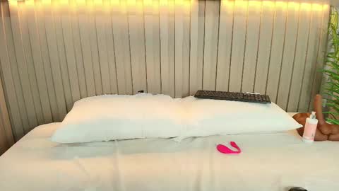 Nataly  online show from 09-23-25, 01:36