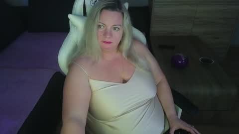 Natalli online show from 12-24-24, 12:44