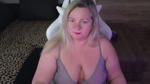 Natalli online show from 03-11-25, 07:48