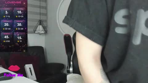 Snapshot of natasha__logan chatting on 10-13-25, 04:01 Natasha online show from 10-13-25, 04:01