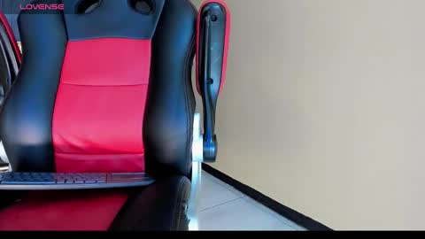 Snapshot of natasha_clifford chatting on 12-02-25, 07:09 natasha_clifford online show from 12-02-25, 07:09