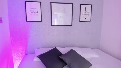  Natasha  online show from 10-31-25, 11:00