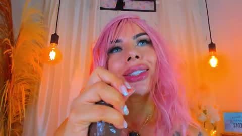 Snapshot of natasha_hartaman chatting on 03-04-25, 02:27       online show from 03-04-25, 02:27