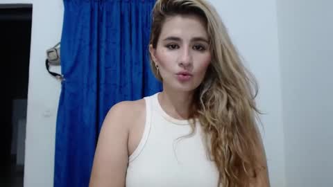 Natasha online show from 03-03-25, 03:19