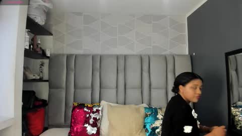 N A T A S H A online show from 11-01-25, 07:49