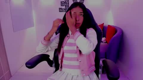 Natasha  online show from 12-18-24, 05:42