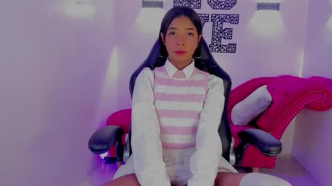 Natasha  online show from 11-30-25, 04:44