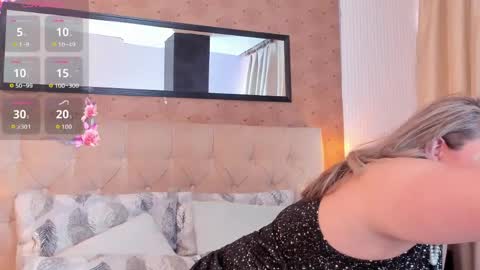 Snapshot of natashablade__ chatting on 04-10-26, 11:26 Natasha Blade online show from 04-10-26, 11:26