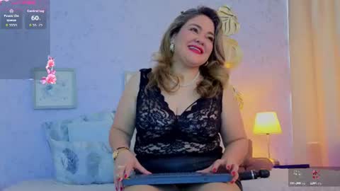 Snapshot of natashablade__ chatting on 06-30-26, 11:55 Natasha Blade online show from 06-30-26, 11:55
