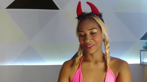Snapshot of natashadormat chatting on 12-30-24, 07:42 natashadormat online show from 12-30-24, 07:42