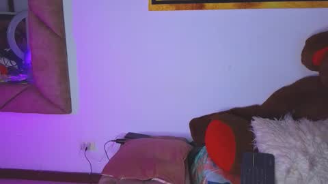 Natasha online show from 04-18-26, 03:54