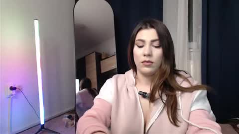 Snapshot of natashaxvibe chatting on 03-01-26, 06:43 Natasha online show from 03-01-26, 06:43