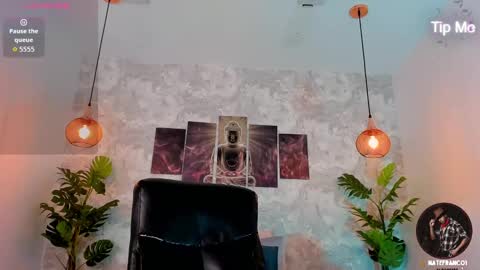 Snapshot of nate_franco chatting on 10-29-25, 04:48 Nate Franco online show from 10-29-25, 04:48