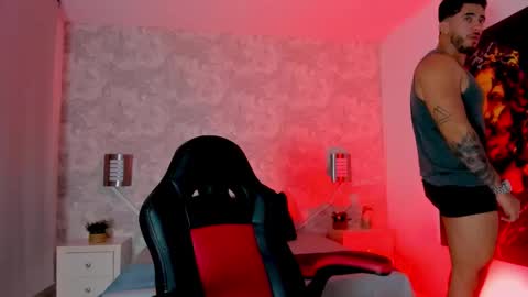 Snapshot of nate_franco chatting on 12-03-25, 04:53 Nate Franco online show from 12-03-25, 04:53