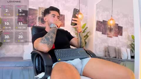 Snapshot of nate_franco chatting on 12-13-25, 09:09 Nate Franco online show from 12-13-25, 09:09