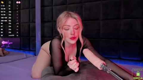 Snapshot of natehalll chatting on 12-29-24, 05:21 NATE online show from 12-29-24, 05:21