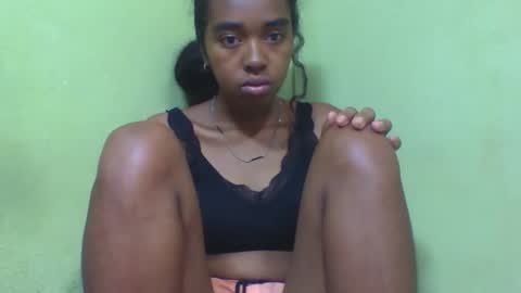 Snapshot of nathaaldy chatting on 11-08-25, 08:25 nathaaldy online show from 11-08-25, 08:25