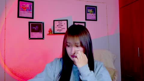 Nathalia Ramirez online show from 07-18-26, 01:54