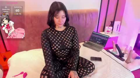 Snapshot of nathalia_stone chatting on 03-09-25, 12:00 nathalia_stone online show from 03-09-25, 12:00