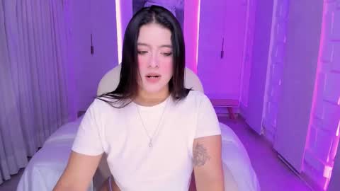 NATHALIE online show from 10-31-25, 11:11