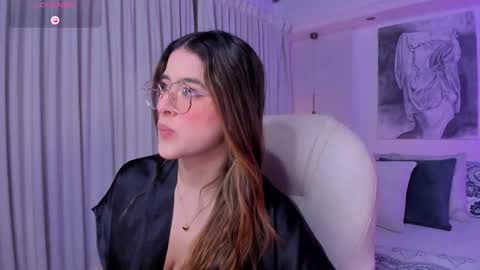 NATHALIE online show from 03-18-26, 11:24