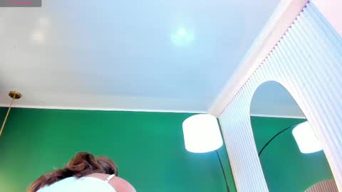 nathalie rossel online show from 04-18-26, 07:07