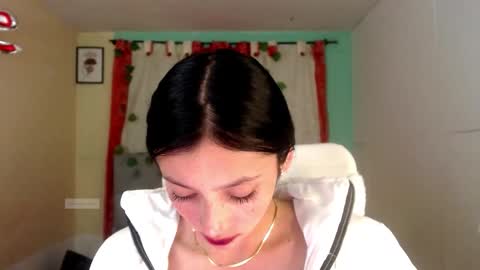 nathaly_blue online show from 12-17-25, 01:33