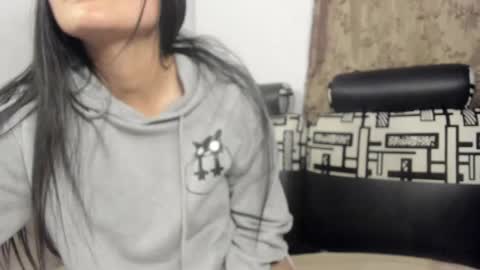 Snapshot of nathaly_love96 chatting on 04-23-26, 11:29 Nathaly online show from 04-23-26, 11:29