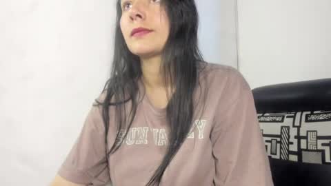 Snapshot of nathaly_love96 chatting on 05-05-26, 10:51 Nathaly online show from 05-05-26, 10:51