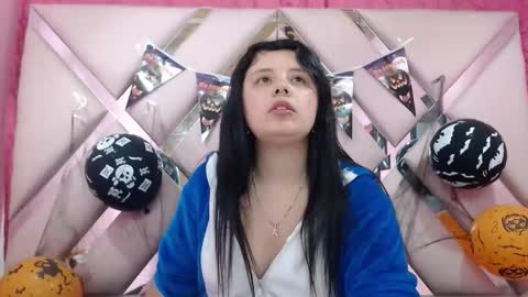 nathaly low online show from 10-28-25, 02:59