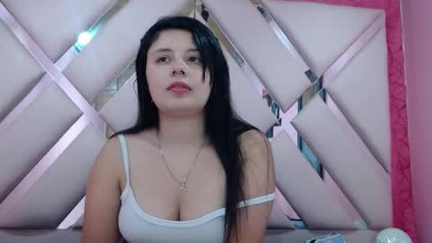 nathaly low online show from 11-05-25, 02:55