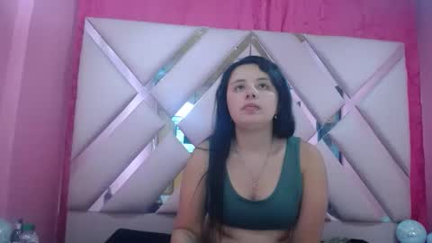 Snapshot of nathaly_sweet23 chatting on 12-16-25, 03:11 Nathaly sweet online show from 12-16-25, 03:11