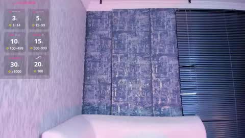        online show from 10-10-25, 09:47