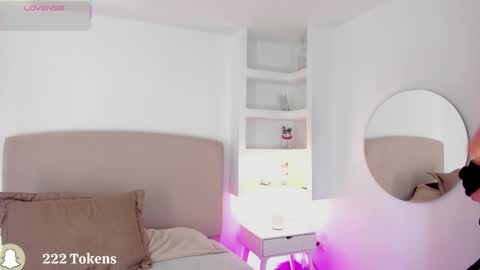 NATHALY  online show from 11-21-25, 10:36