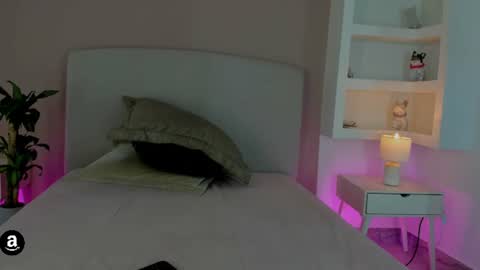 NATHALY  online show from 07-15-26, 10:42