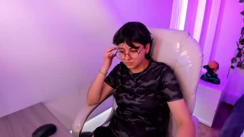 nathalyy_ds online show from 02-11-26, 07:41