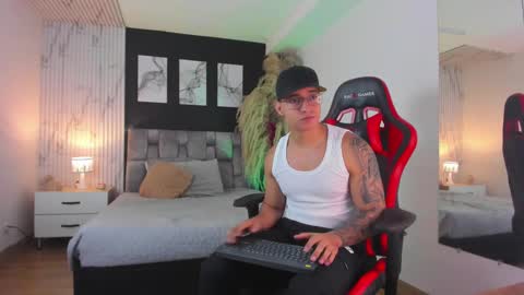 Snapshot of nathan_gross chatting on 02-05-25, 02:40 nathan_gross online show from 02-05-25, 02:40