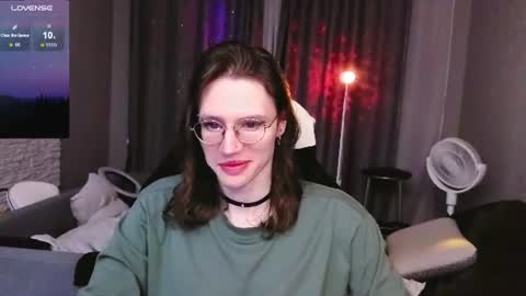 Snapshot of nathan_lucas chatting on 06-24-26, 11:48 This name is so sexy you cant pronounce it. online show from 06-24-26, 11:48