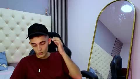 Snapshot of nathan_shimmer chatting on 04-27-26, 03:26 nathan_shimmer online show from 04-27-26, 03:26