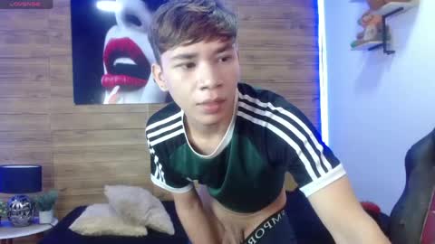 Snapshot of nathanclay chatting on 05-21-26, 02:46 nathanclay online show from 05-21-26, 02:46
