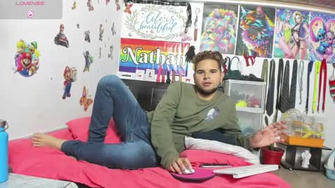 Snapshot of nathanmoises chatting on 03-11-26, 12:22 nathanmoises online show from 03-11-26, 12:22