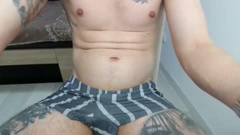 Snapshot of nathann92 chatting on 01-09-26, 09:27 nathann92 online show from 01-09-26, 09:27