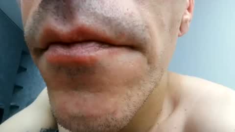 Snapshot of nathann92 chatting on 07-06-26, 12:51 nathann92 online show from 07-06-26, 12:51