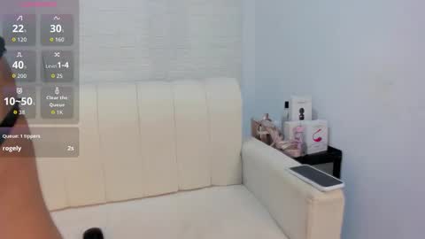 Snapshot of nathie_hott chatting on 12-15-25, 12:37 Nathie online show from 12-15-25, 12:37