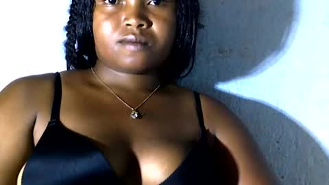 Snapshot of nathy02 chatting on 01-24-25, 10:21 Nathy online show from 01-24-25, 10:21