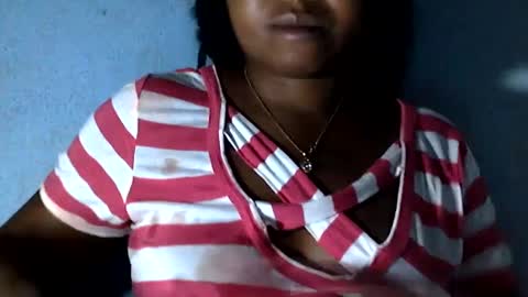 Snapshot of nathy02 chatting on 02-04-25, 03:33 Nathy online show from 02-04-25, 03:33