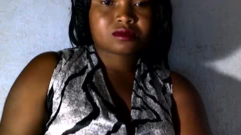 Snapshot of nathy02 chatting on 02-05-25, 06:35 Nathy online show from 02-05-25, 06:35